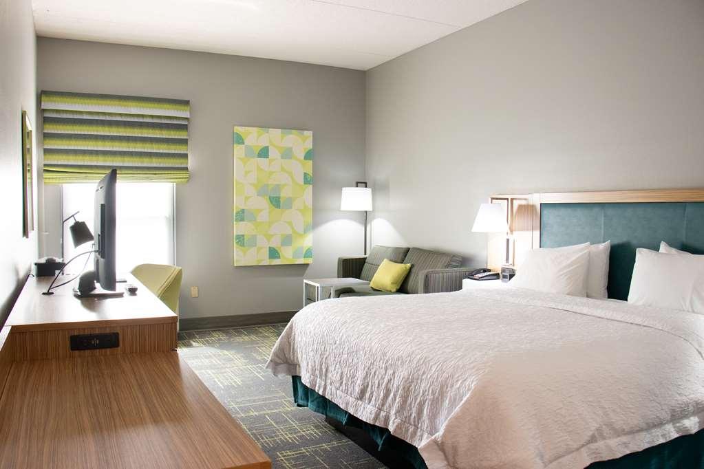 Hampton Inn Tuscaloosa - East Номер фото