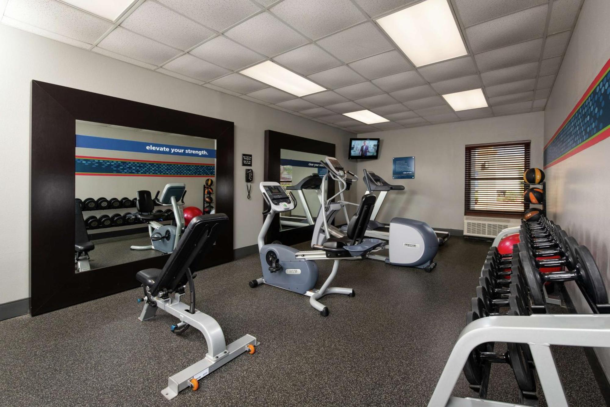 Hampton Inn Tuscaloosa - East Экстерьер фото
