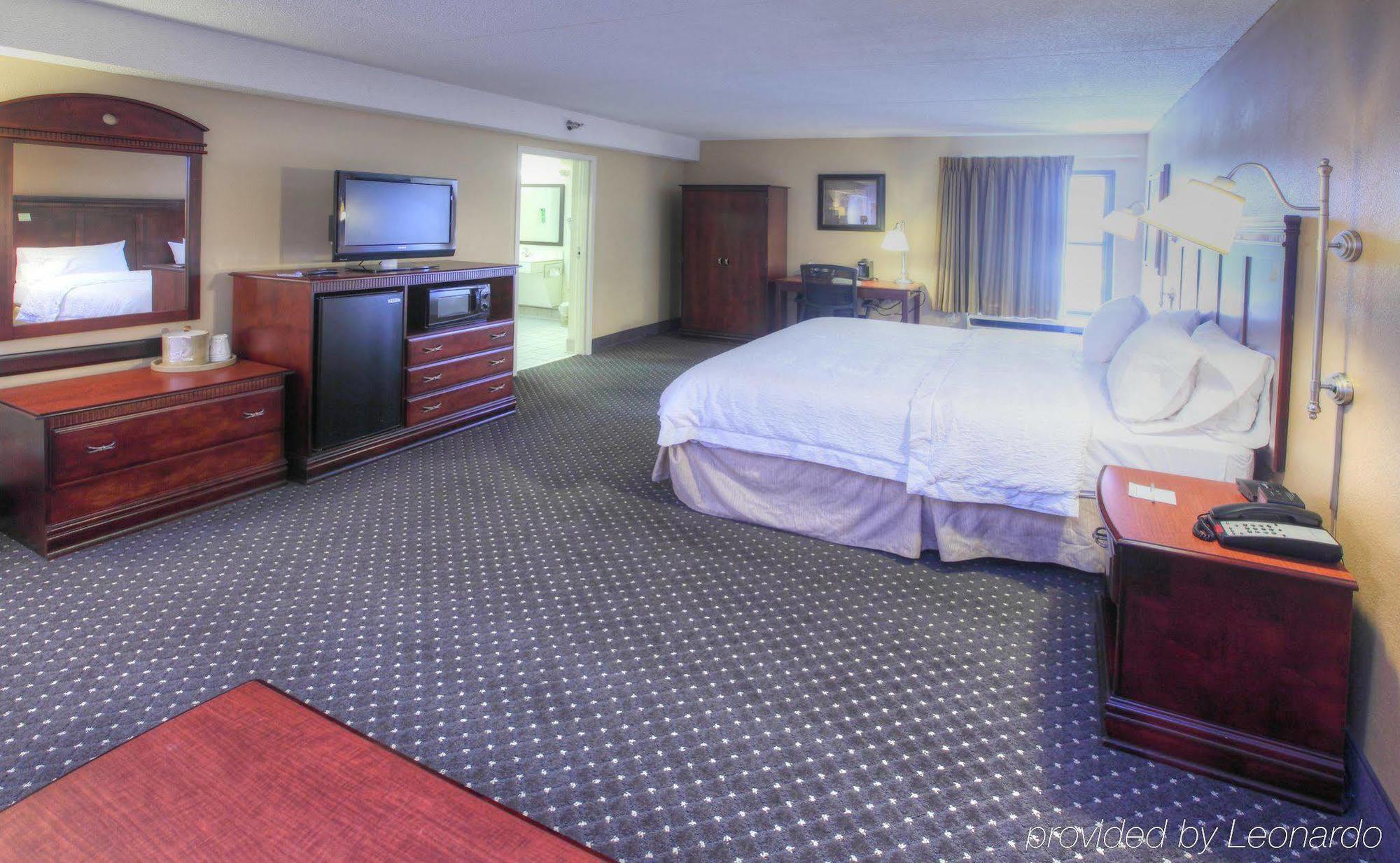 Hampton Inn Tuscaloosa - East Экстерьер фото