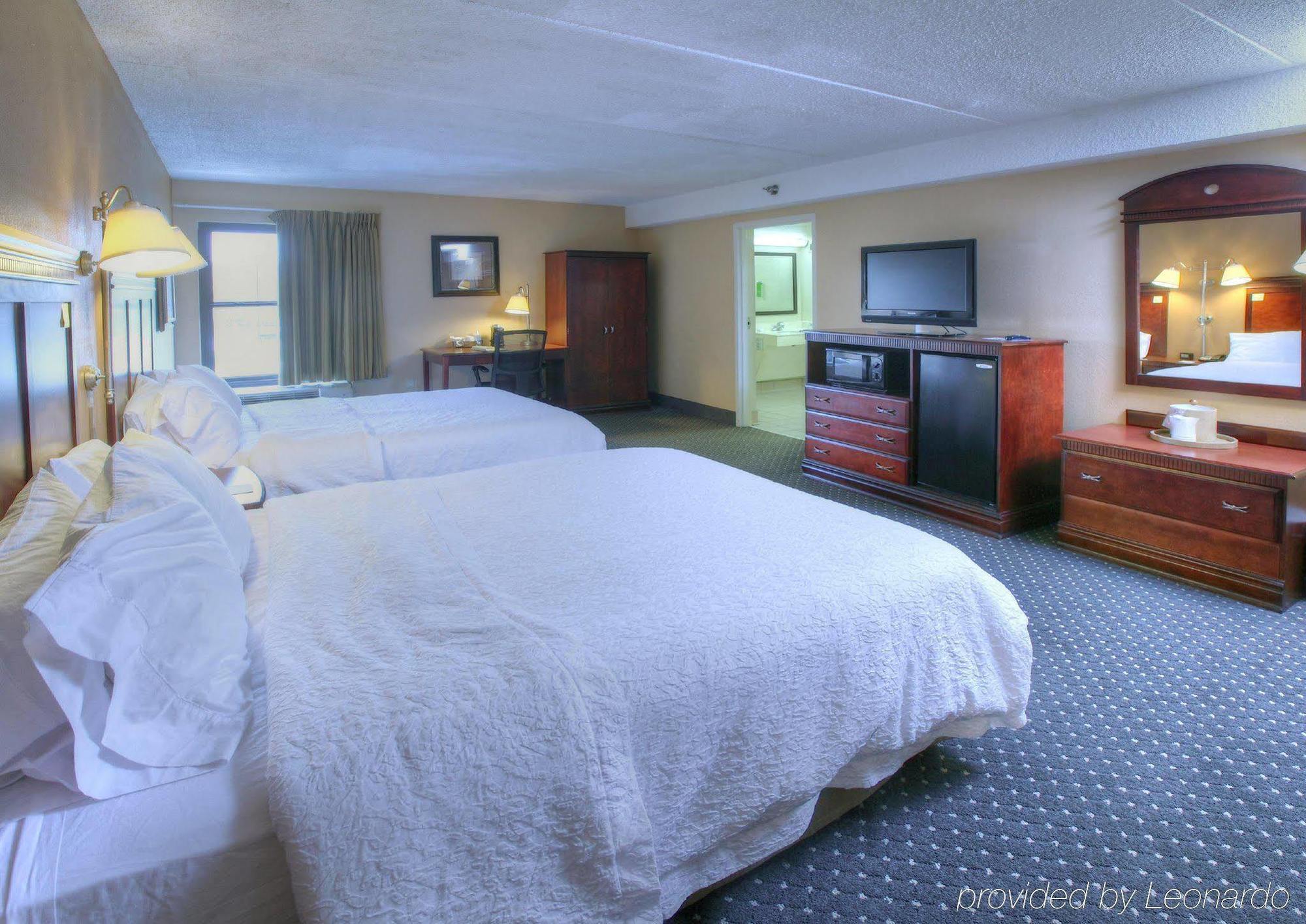 Hampton Inn Tuscaloosa - East Экстерьер фото