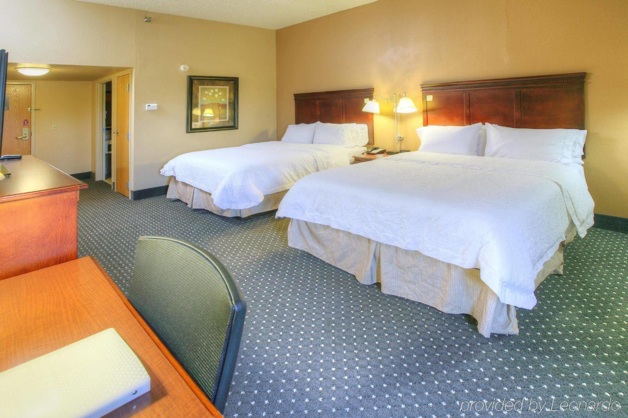 Hampton Inn Tuscaloosa - East Экстерьер фото