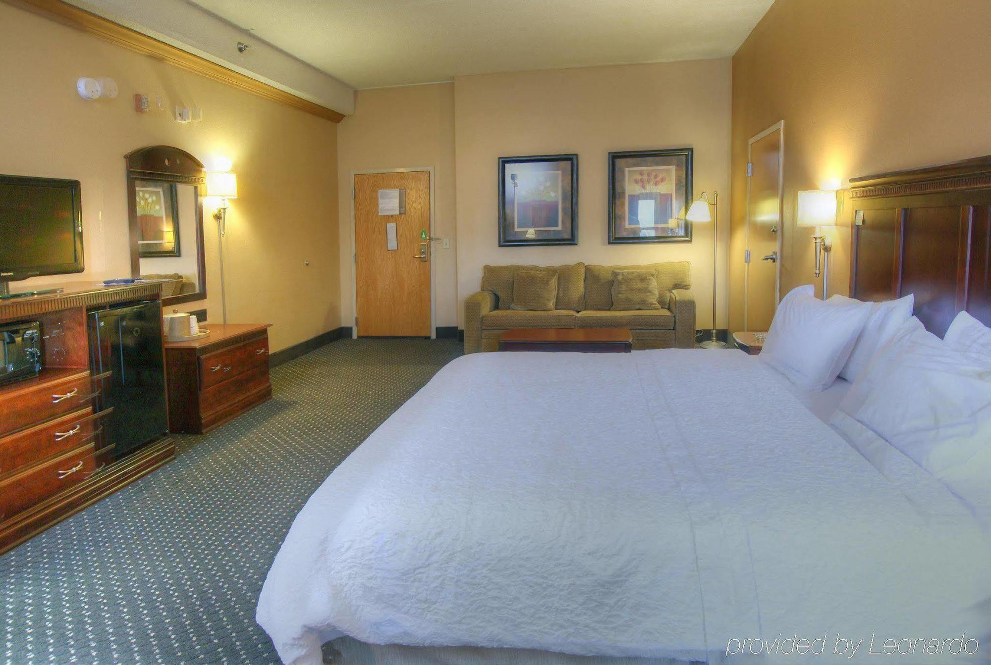 Hampton Inn Tuscaloosa - East Экстерьер фото