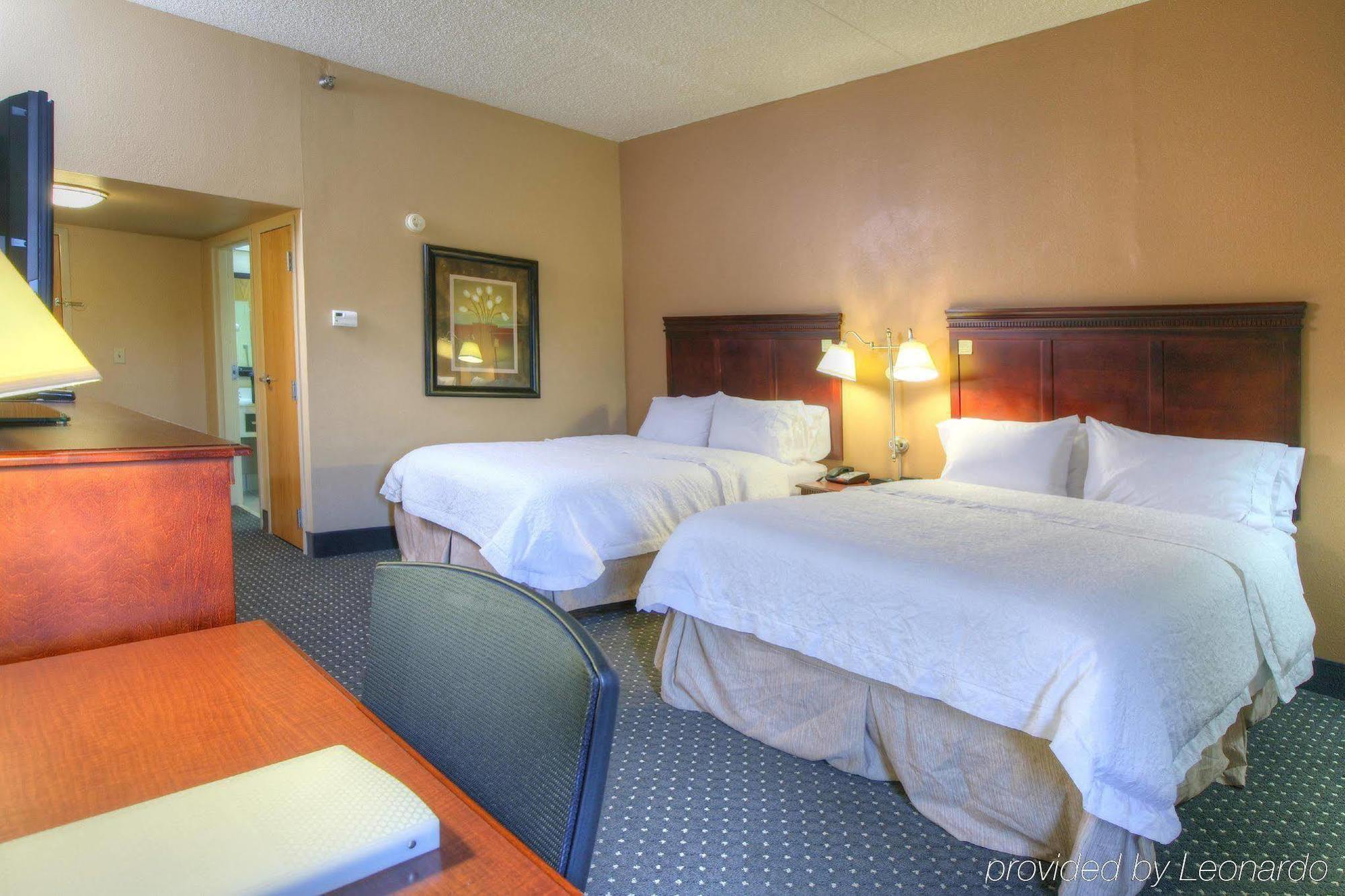 Hampton Inn Tuscaloosa - East Экстерьер фото