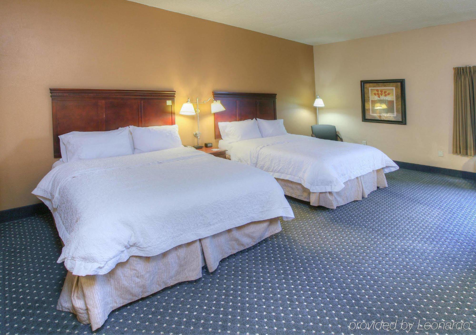 Hampton Inn Tuscaloosa - East Экстерьер фото