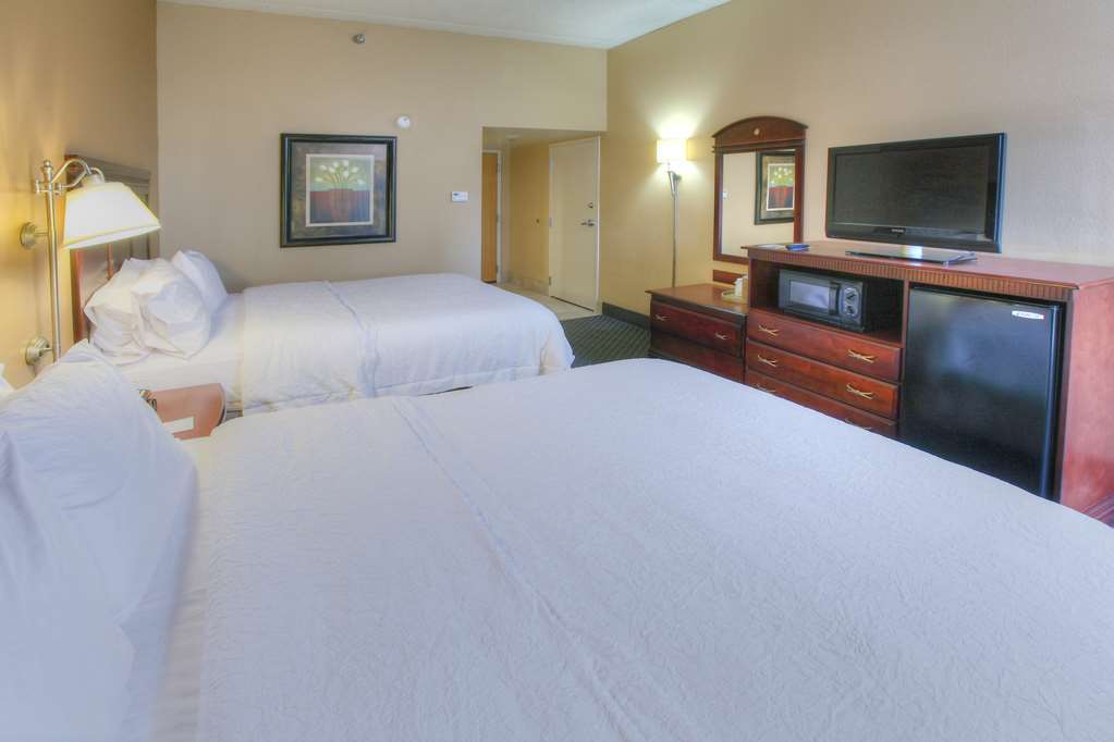 Hampton Inn Tuscaloosa - East Номер фото